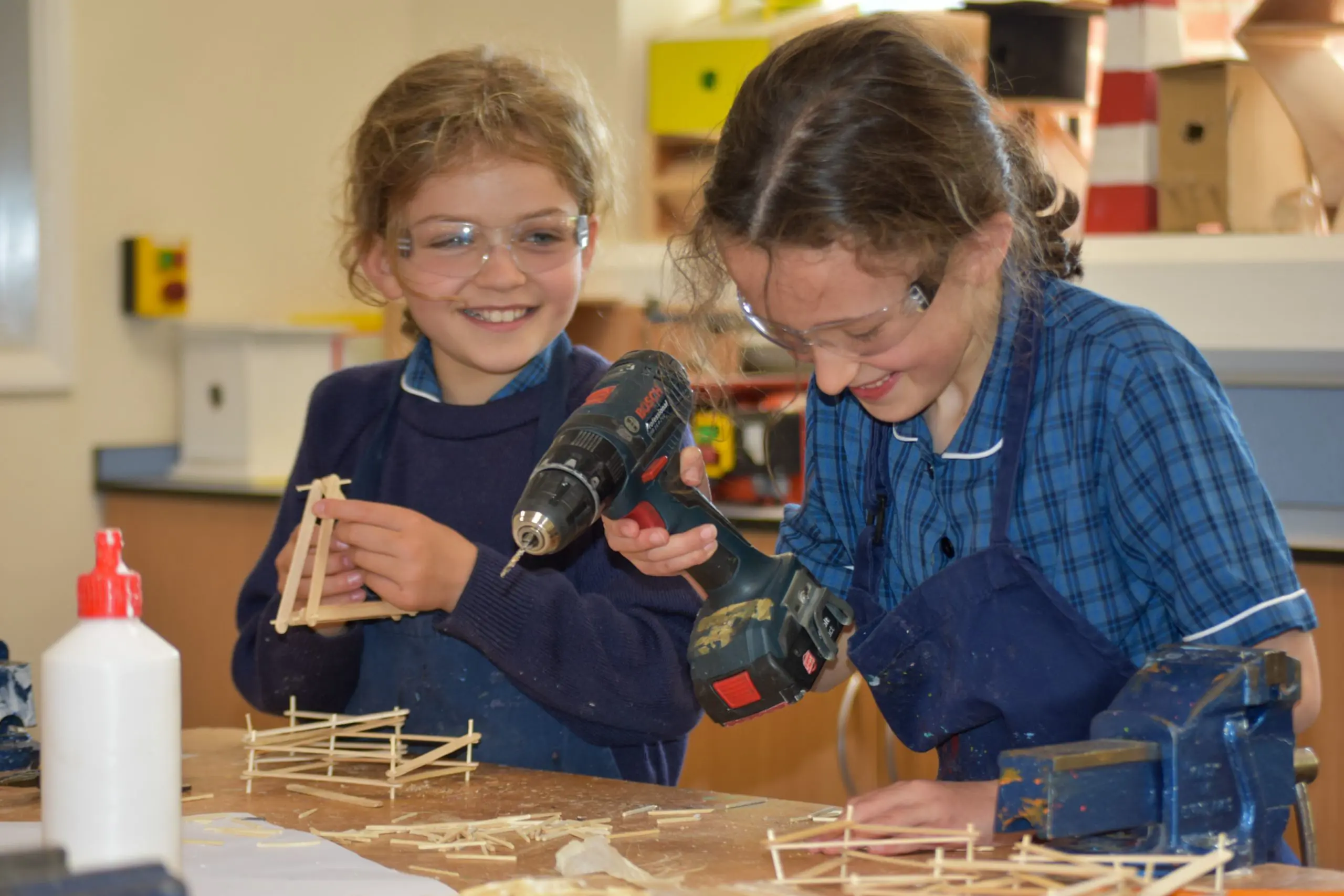 Children in art class